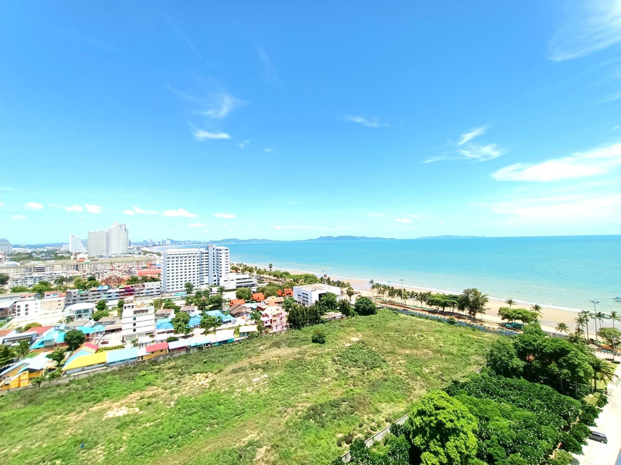 Sea View Beachfront Condos Pattaya Jomtien Beach Exterior photo